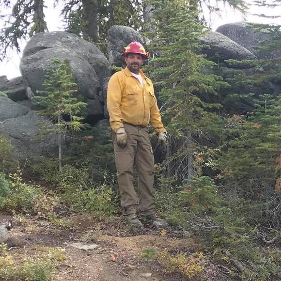 Meet your Posher, Chris - Picture 1 of 1